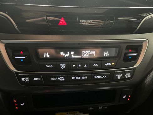 Certified 2022 Honda Pilot Special Edition image 18