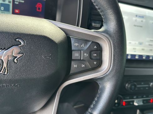 Certified 2023 Ford Bronco Everglades image 19