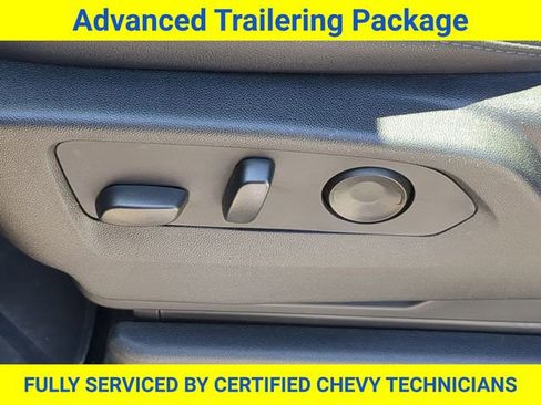 Used 2024 Chevrolet Suburban Z71 w/ Luxury Package AWD/4WD image 27