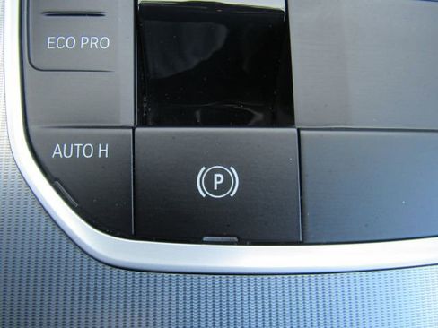 Used 2022 BMW 430i Coupe w/ M Sport Package image 45