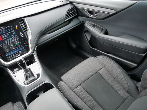 Used 2024 Subaru Outback Premium image 11