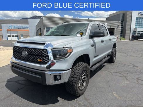 Used 2019 Toyota Tundra SR5 w/ TRD Off Road Package AWD/4WD image 14