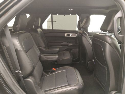 Used 2020 Ford Explorer Limited AWD/4WD image 19