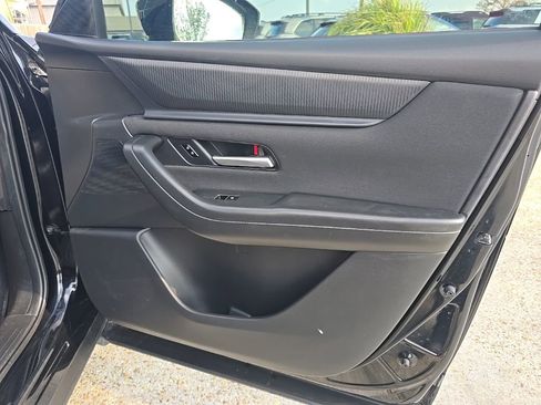 Used 2025 MAZDA CX-90 3.3 Turbo w/ Select Package image 31