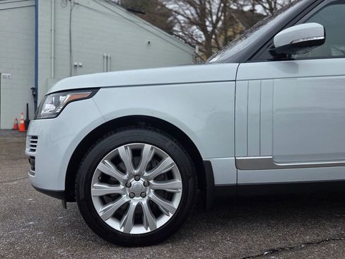 Used 2017 Land Rover Range Rover Supercharged image 10