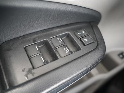 Used 2016 Honda Pilot Touring image 28