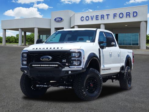 New 2026 Ford F250 Lariat w/ Black Appearance Package AWD/4WD image 2