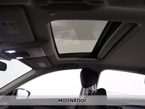 Used 2025 Honda Accord SE image 3