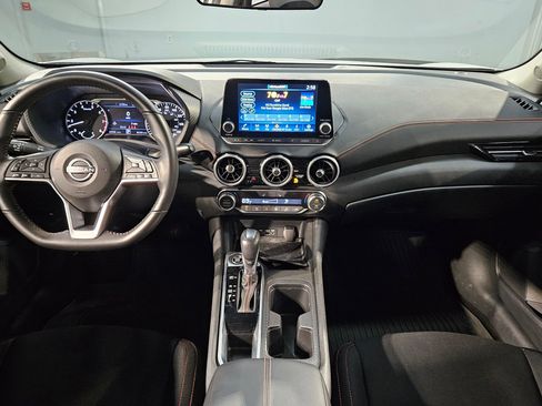 Used 2024 Nissan Sentra SR FWD image 10
