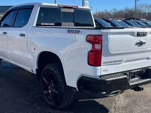 Used 2025 Chevrolet Silverado 1500 LT Trail Boss w/ Convenience Package II image 6