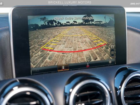 Used 2018 Mercedes-Benz AMG GT Roadster image 31