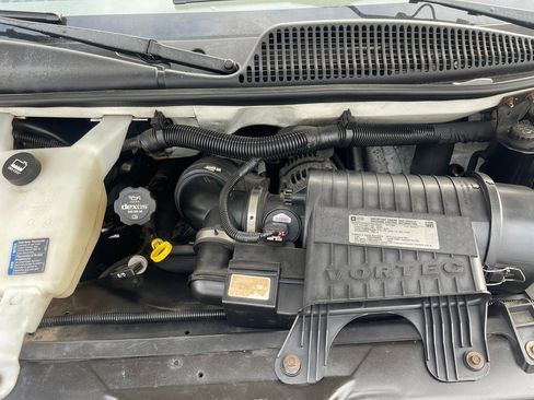 Used 2015 Chevrolet Express 3500 Extended w/ Smoker's Package image 20