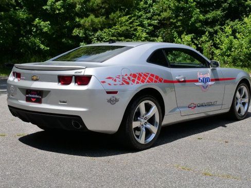 Used 2010 Chevrolet Camaro SS RWD image 15