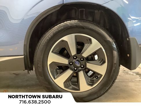 Used 2018 Subaru Forester 2.5i Premium w/ All-Weather Package AWD/4WD image 21