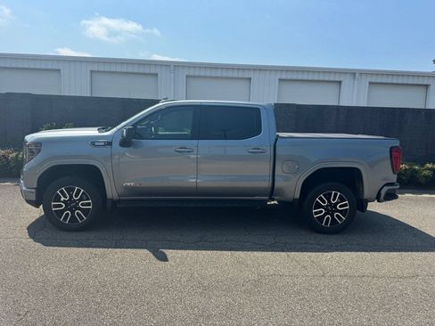 Used 2026 GMC Sierra 1500 AT4 w/ AT4 Premium Package AWD/4WD image 5