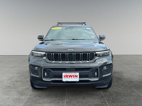 Used 2022 Jeep Grand Cherokee L Overland w/ Luxury Tech Group IV AWD/4WD image 9