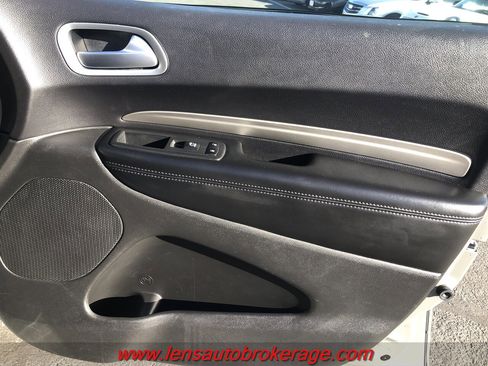 Used 2019 Dodge Durango SXT image 22