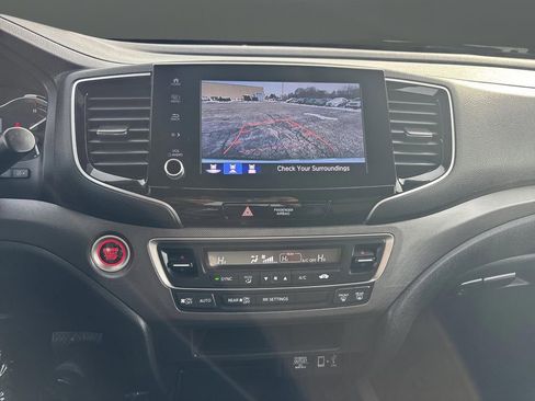 Certified 2023 Honda Ridgeline Sport image 8