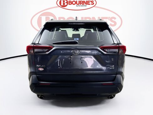 Used 2021 Toyota RAV4 LE w/ Carpet Mat Package (TMS) image 7