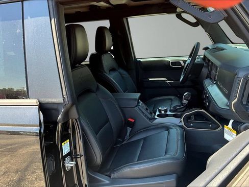 New 2026 Ford Bronco Badlands AWD/4WD image 11