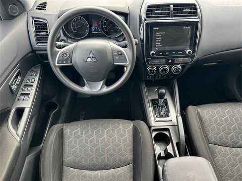 Used 2020 Mitsubishi Outlander Sport ES image 23