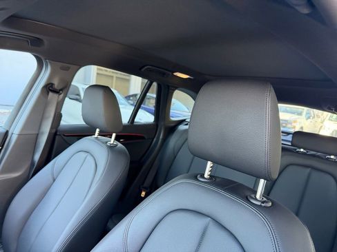 Used 2022 BMW X1 xDrive28i w/ Premium Package image 15