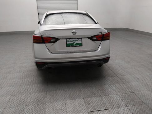 Used 2019 Nissan Altima 2.5 SR FWD image 6