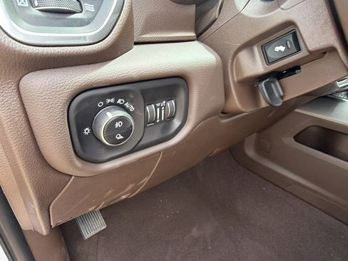 New 2026 RAM 2500 Laramie AWD/4WD image 20