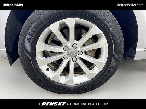 Used 2016 Audi Q5 2.0T Premium Plus w/ Technology Package AWD/4WD image 2