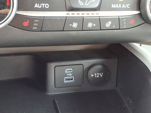 Used 2023 Ford Escape Active AWD/4WD image 19