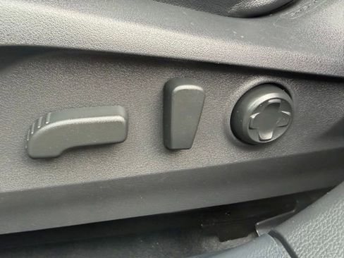 Used 2023 Subaru Outback Limited XT AWD/4WD image 12