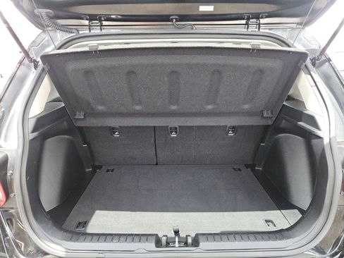 Used 2025 Hyundai Venue SEL FWD image 27