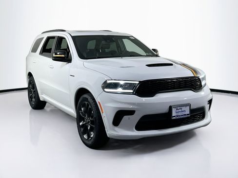 Used 2023 Dodge Durango R/T w/ Hemi Orange Plus Package image 3