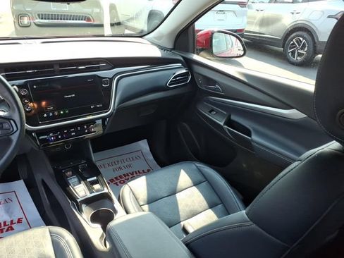 Used 2023 Chevrolet Bolt EUV Premier FWD image 10