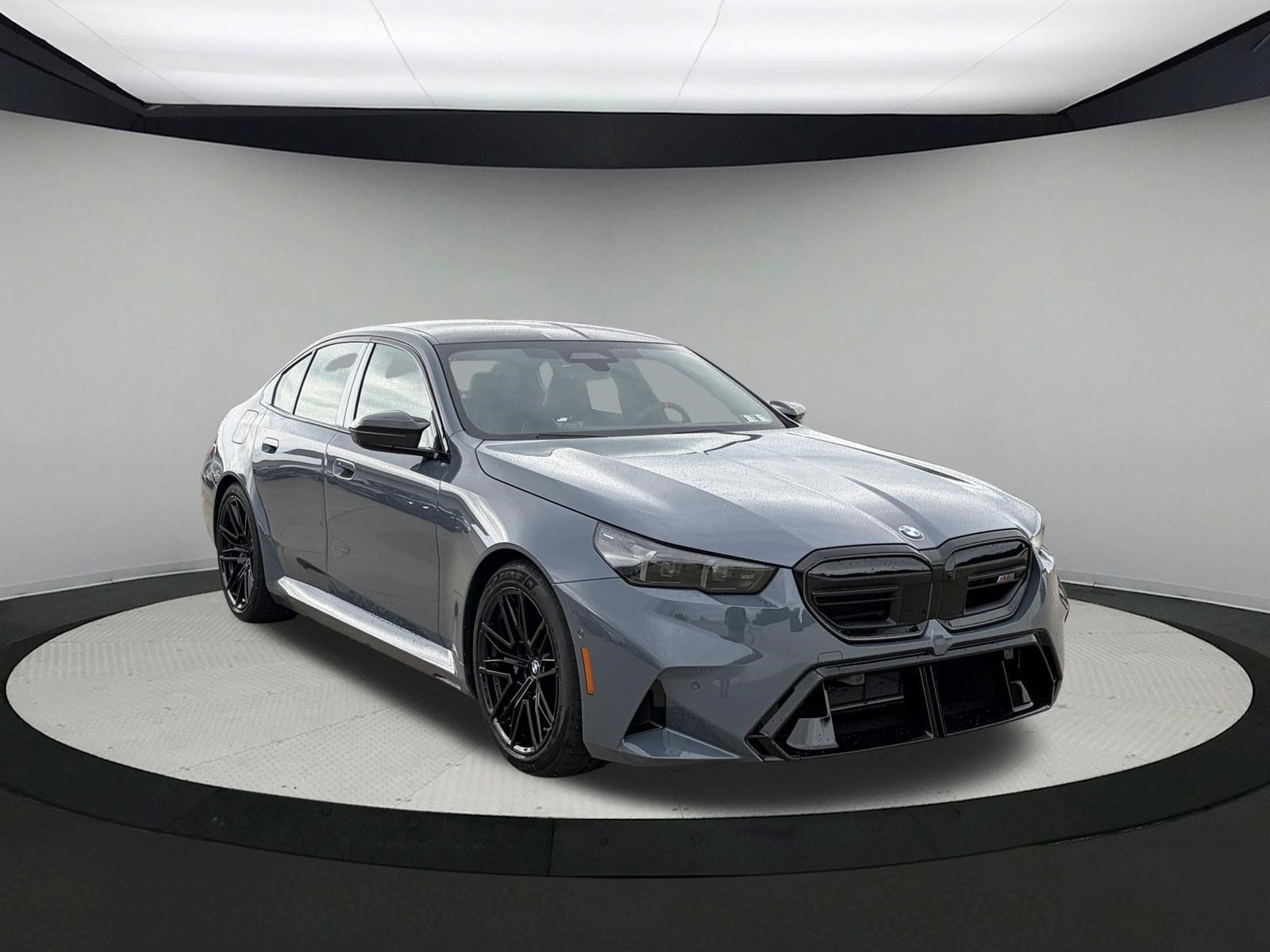 New 2027 BMW M5 w/ Carbon Package AWD/4WD image 3