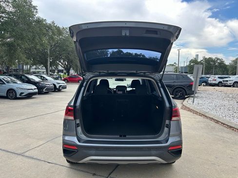 Certified 2022 Volkswagen Taos S AWD/4WD image 37