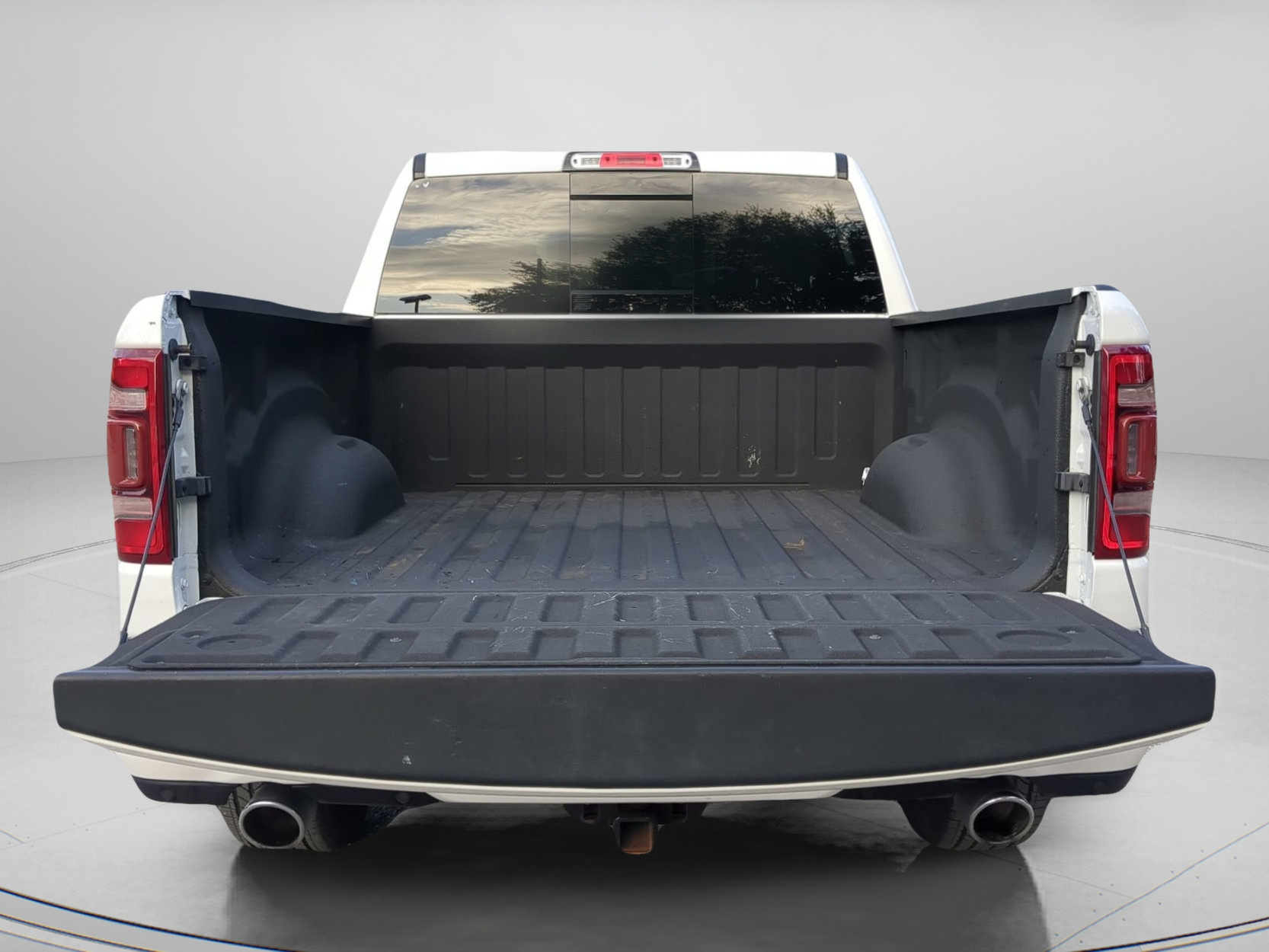 Used 2022 RAM 1500 Laramie w/ Sport Appearance Package AWD/4WD image 46