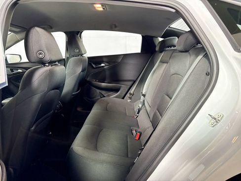 Used 2022 Chevrolet Malibu LT FWD image 19