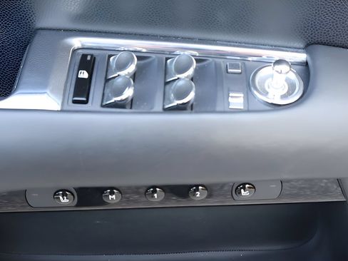 Certified 2017 Rolls-Royce Wraith RWD image 14