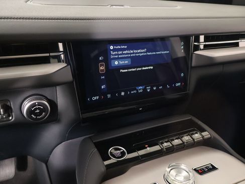 New 2026 Lincoln Navigator Premiere AWD/4WD image 6