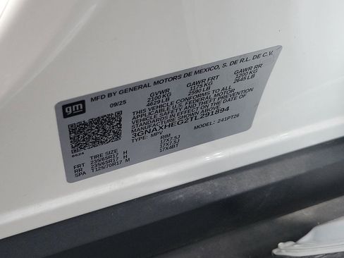 Used 2026 Chevrolet Equinox LT FWD image 31