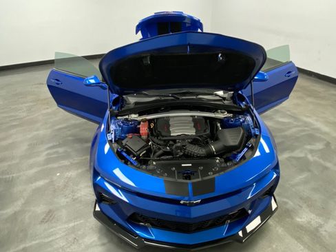 Used 2016 Chevrolet Camaro SS RWD image 47