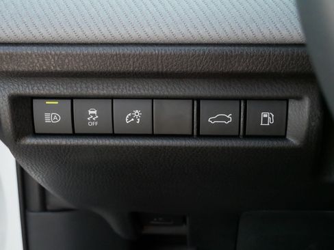 Certified 2025 Toyota Camry SE AWD/4WD image 28