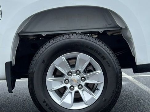 Used 2025 Chevrolet Silverado 1500 LT image 22