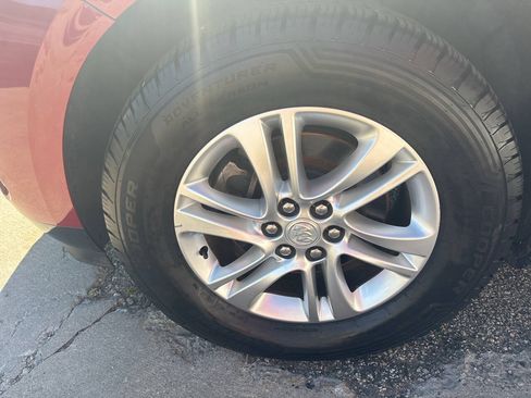 Used 2019 Buick Enclave Essence AWD/4WD image 43