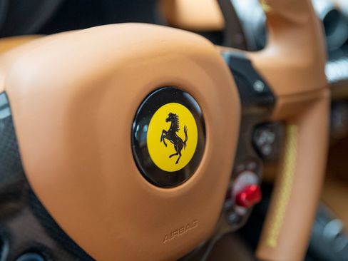Used 2016 Ferrari F12 Berlinetta RWD image 26