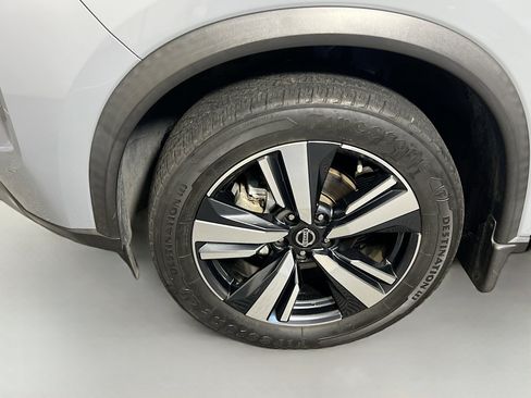 Used 2021 Nissan Rogue SL image 13