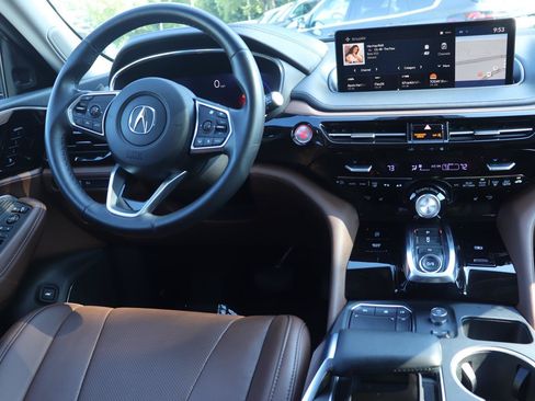 Used 2024 Acura MDX SH-AWD w/ Technology Package image 30