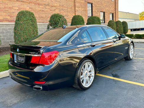 Used 2011 BMW 750Li image 31