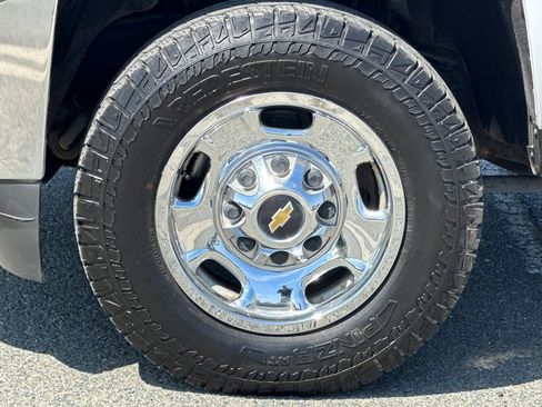 Used 2015 Chevrolet Silverado 2500 W/T AWD/4WD image 23